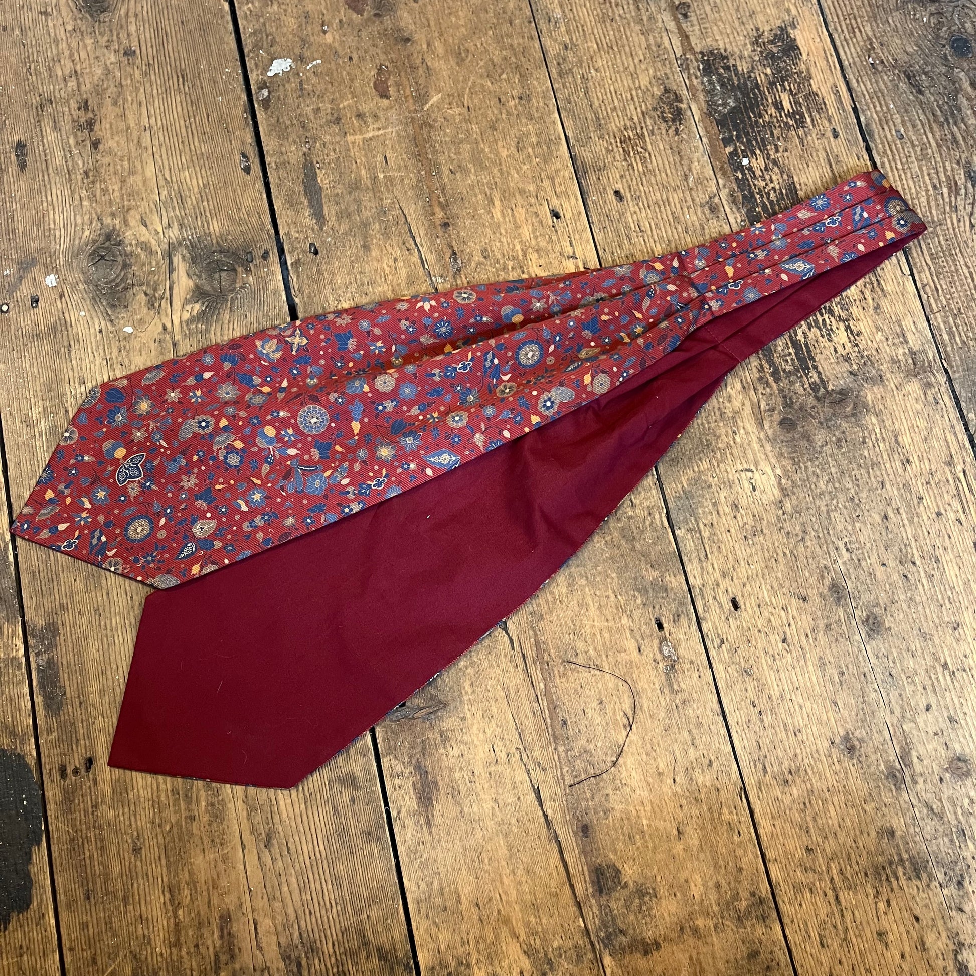 Burgundy tie with flowers