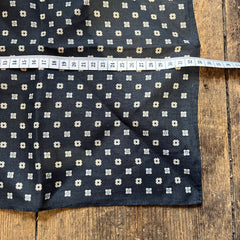Regent - Linen Pocket Square - Dark Navy Pattern