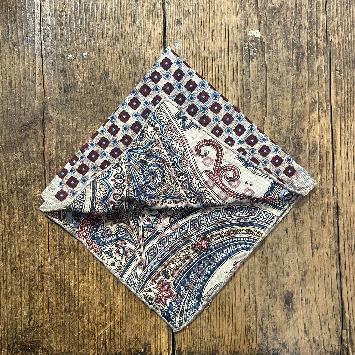 Regent - Cotton Pocket Square - Red/Beige And Blue Pattern