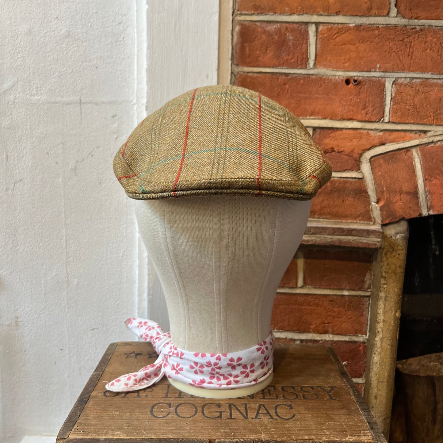 Regent - Flat Cap - Golden Green with Pale Green and Red Overcheck