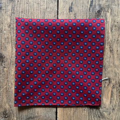 Regent - Cotton Pocket Square - Red with Navy Circle