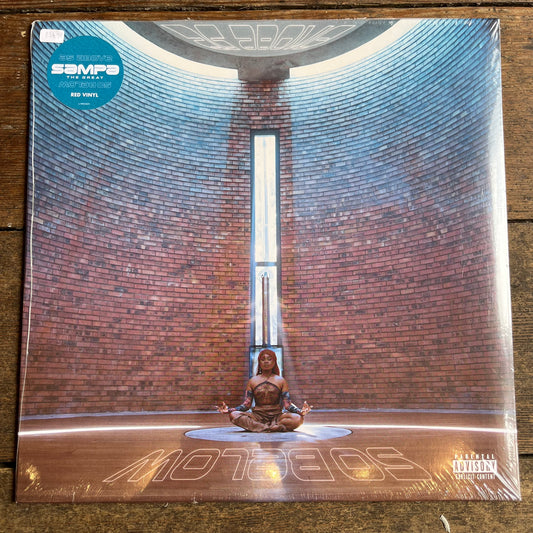 Vinyl record cover with a statue in a circular room design, featuring the brand 'Sampa'.
