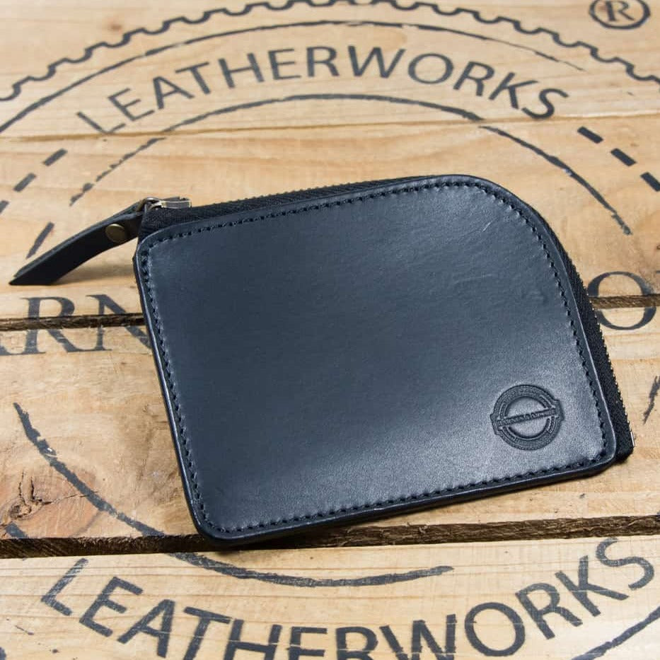 Barnes and Moore mariner zip wallet in black leather