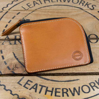 Barnes and Moore mariner zip wallet in harness tan leather