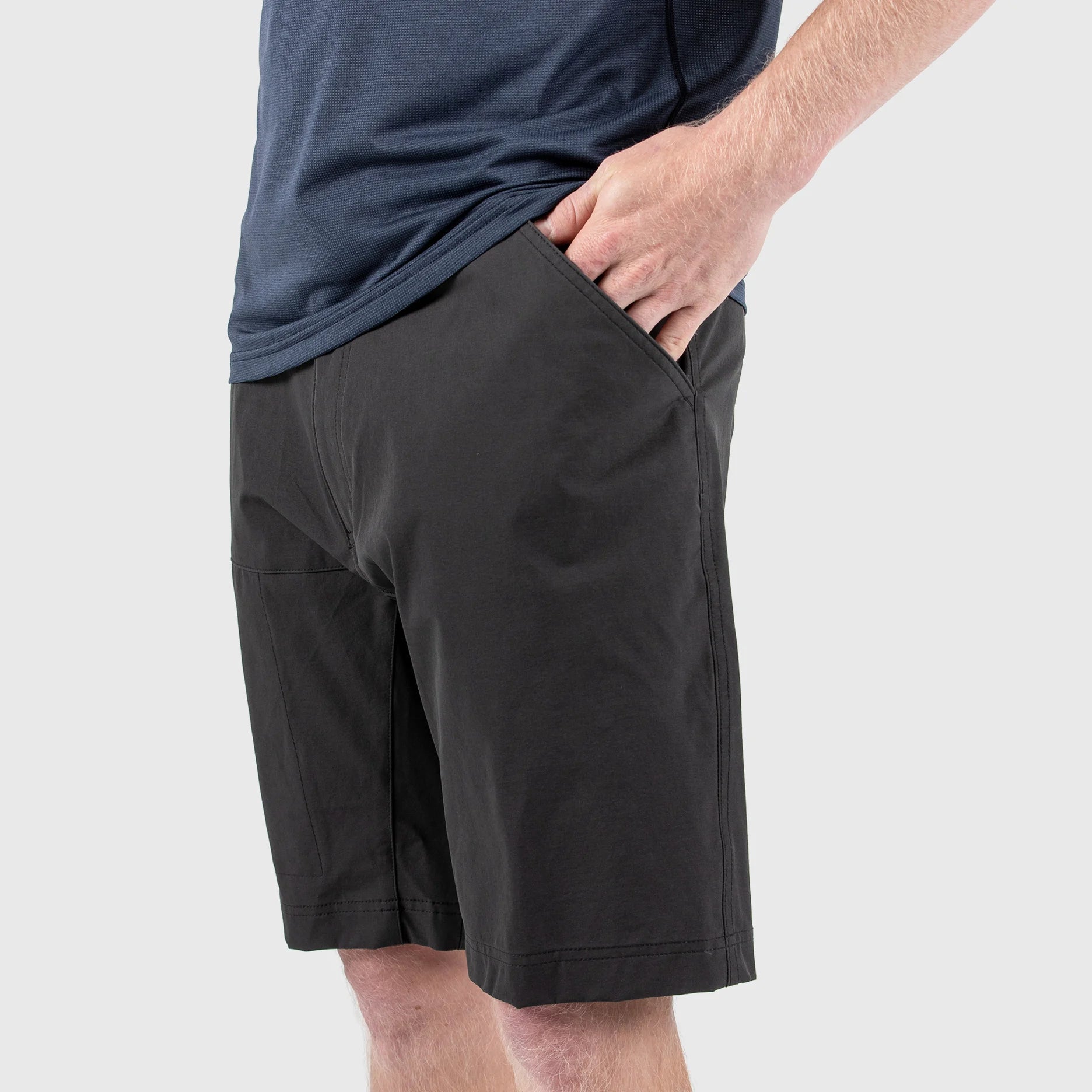 Fjällräven - Abisko Lite Shorts - Dark Navy - Regent Tailoring Salisbury