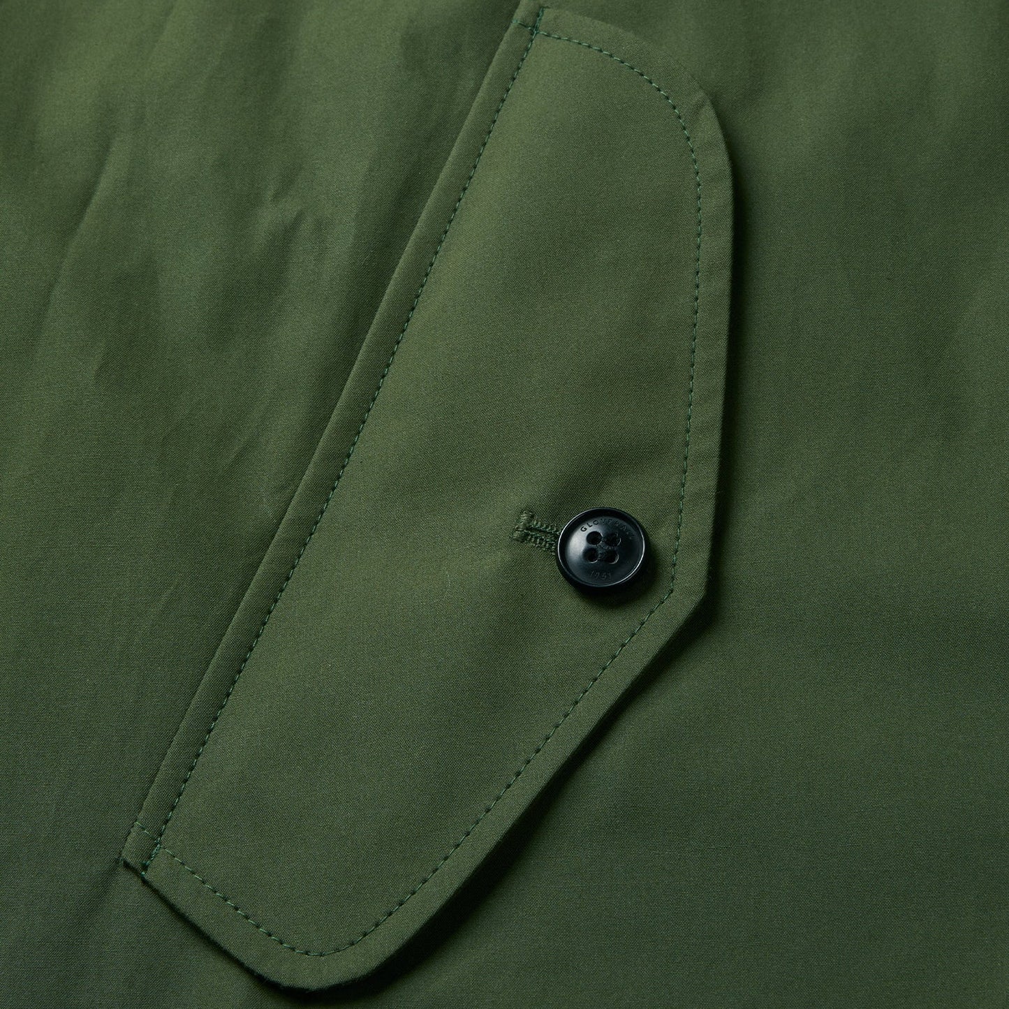 pocket of green mac