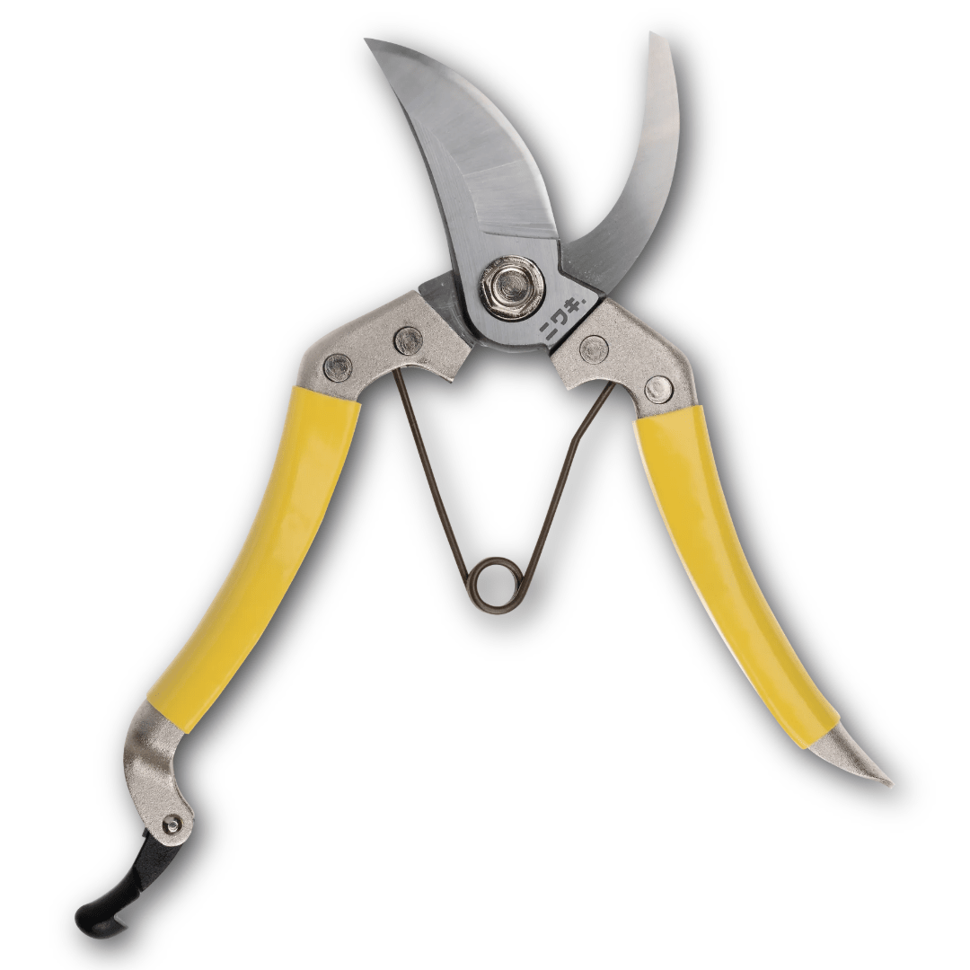 Niwaki - Daikiba Secateurs - Canvas holster. - Regent Tailoring Salisbury
