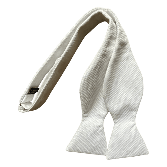 Regent - Cotton Bow Tie - White - Regent Tailoring Salisbury