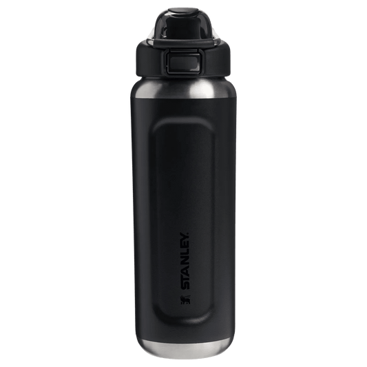Stanley - Classic Wellspring Bottle - 0.71L - Regent Tailoring Salisbury