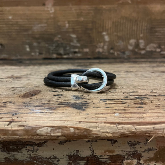 Regent - Leather Bracelet - Black /Silver