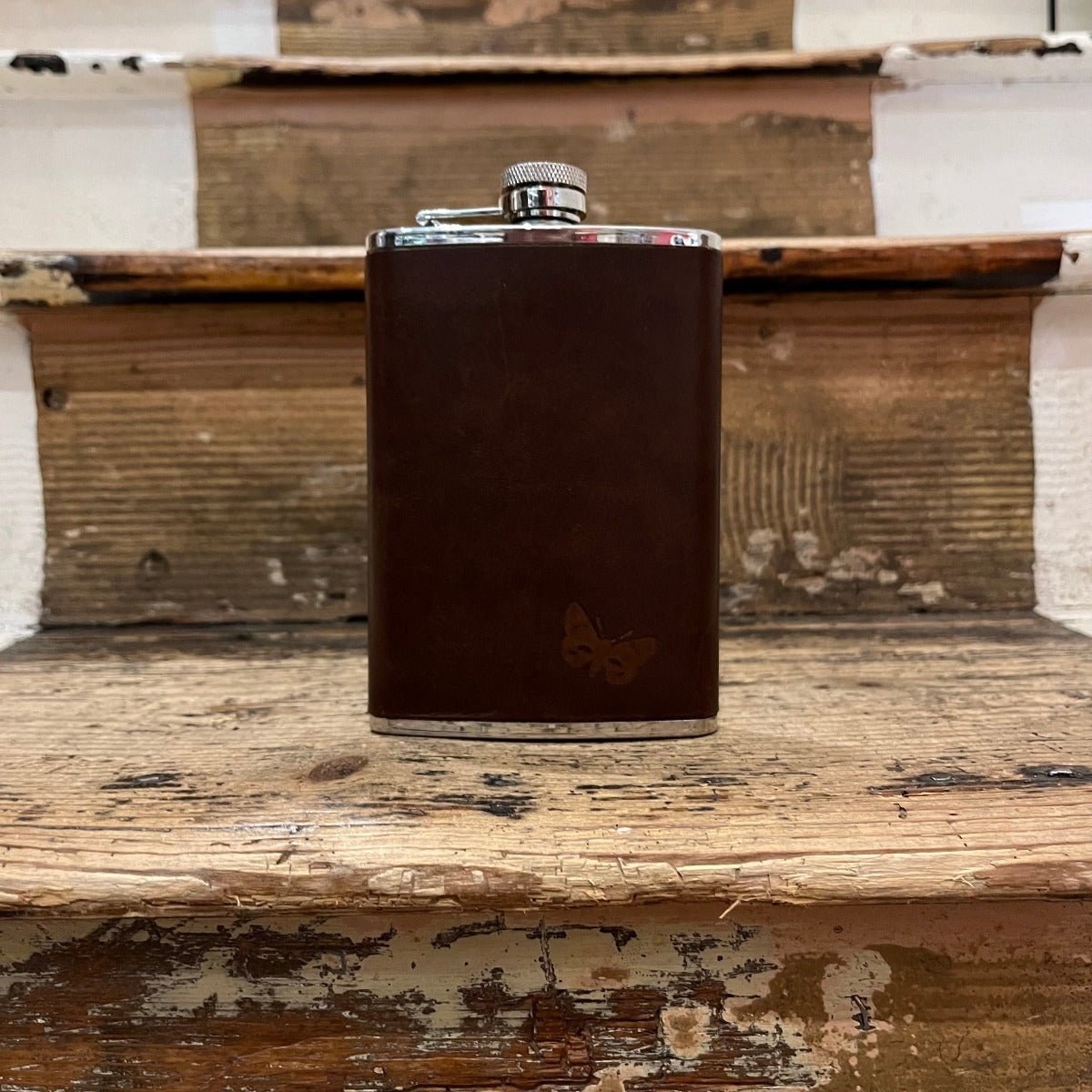 Regent- Hipflask - 8oz - Waxed Leather - Brown - Regent TailoringRegent